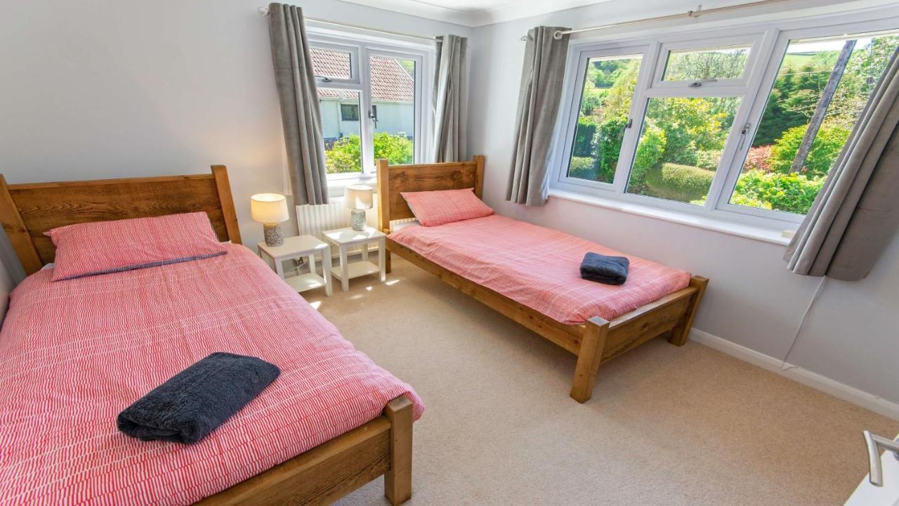 Ladywell Croyde - Super Stylish Large Home With Pool Table, Woodburner, Pizza Oven And Hot Tub Option, Sleeps 12 Exterior photo