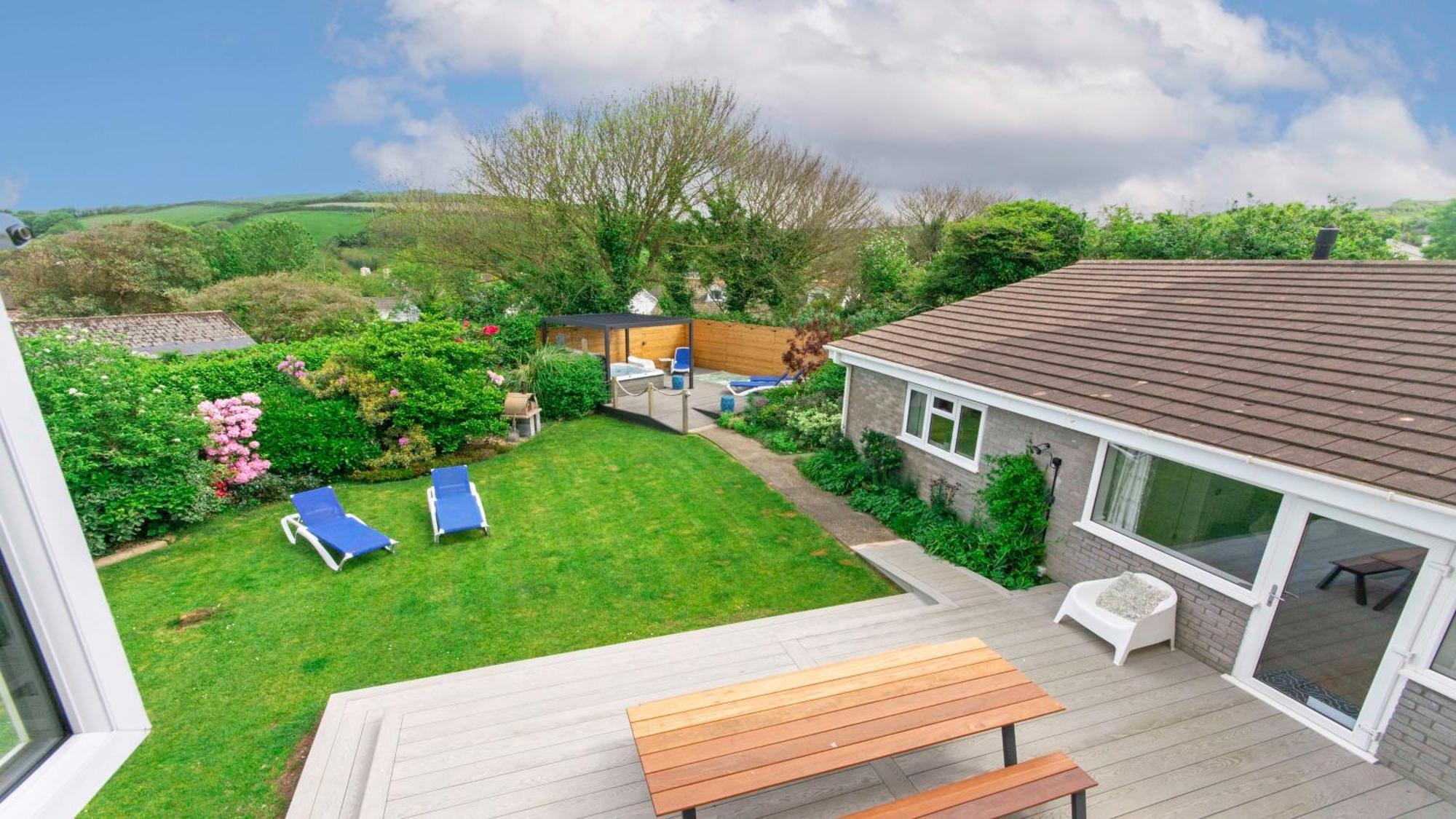 Ladywell Croyde - Super Stylish Large Home With Pool Table, Woodburner, Pizza Oven And Hot Tub Option, Sleeps 12 Exterior photo